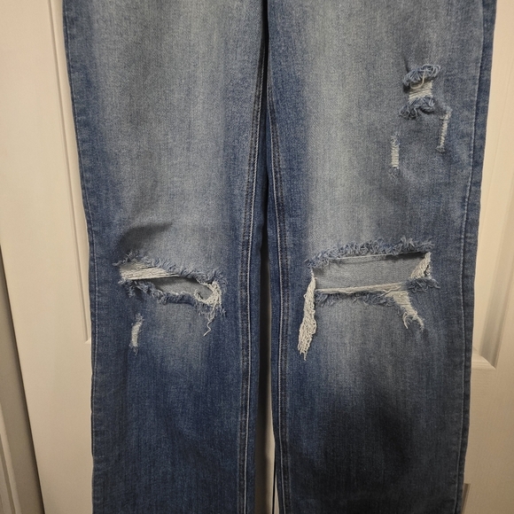 Risen NWT Highrise Straight Distressed Blue Jeans Size 7/28 - Picture 3 of 12